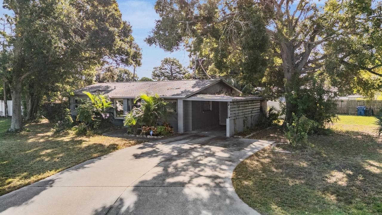 5533 Atlantic Ave., St Petersburg, FL 33703