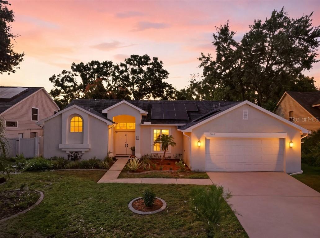 2664 Oleander Ct., Palm Harbor, FL 34684