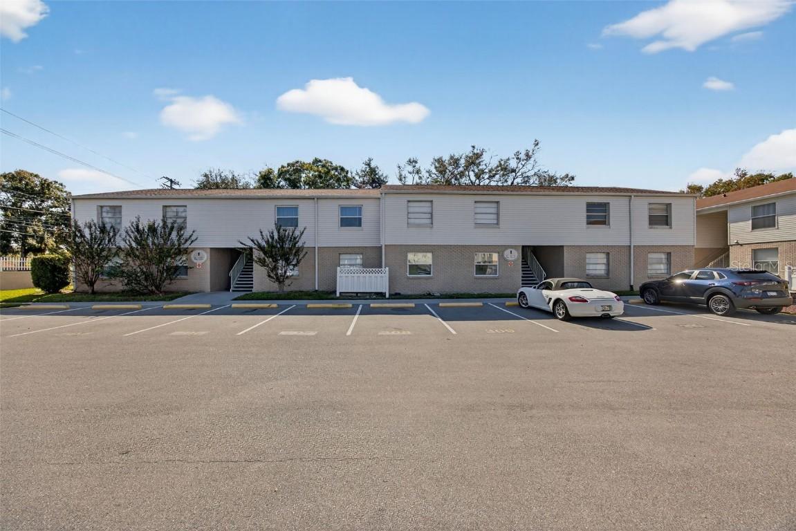 7210 N Manhattan Ave. #124, Tampa, FL 33614