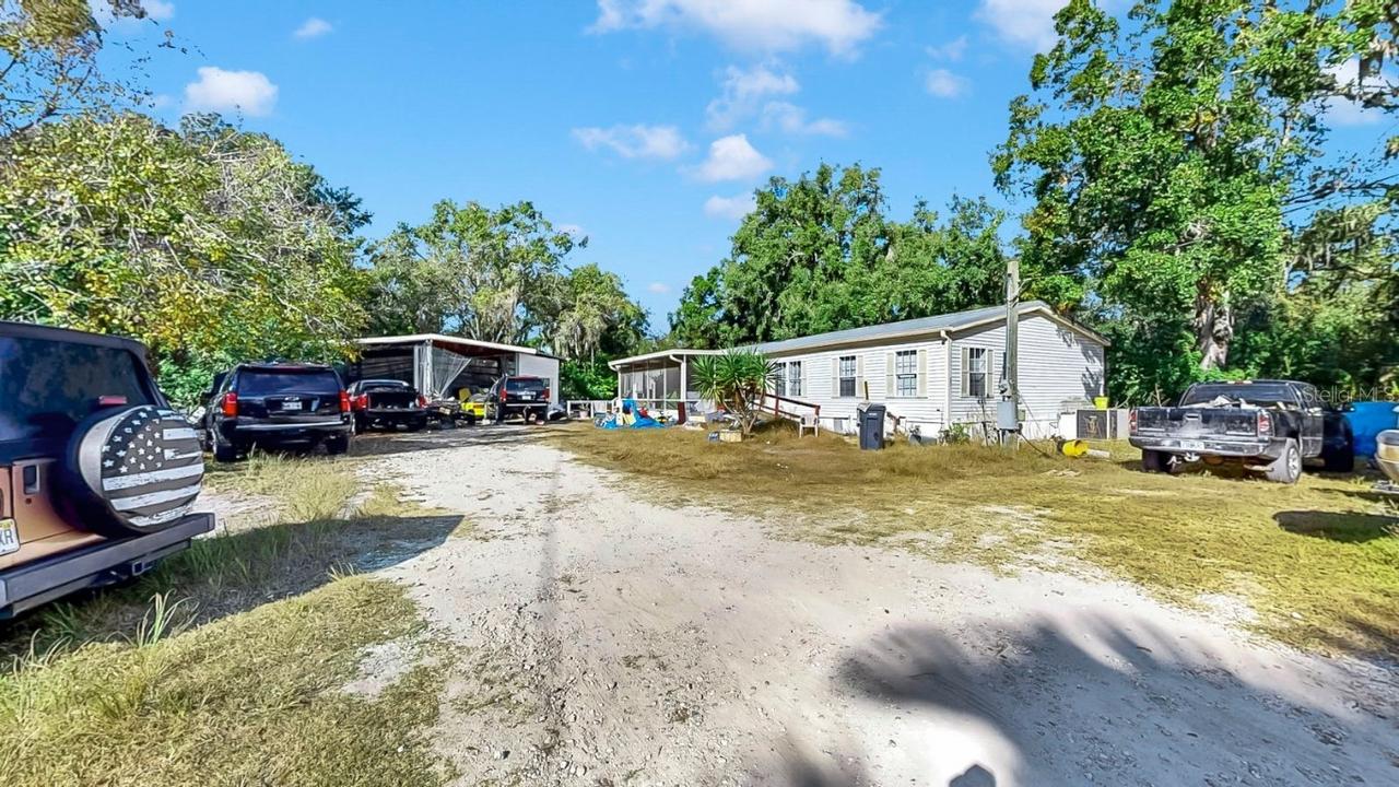 601 8th Ct., Ruskin, FL 33570