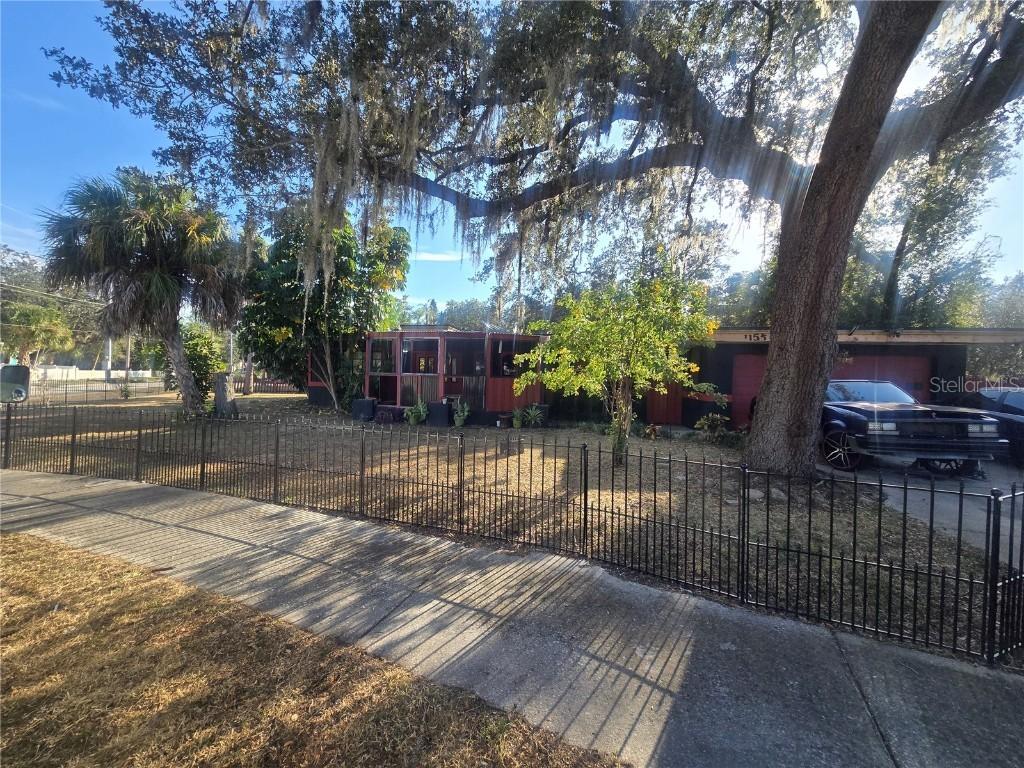 1155 Sedeeva St., Clearwater, FL 33755