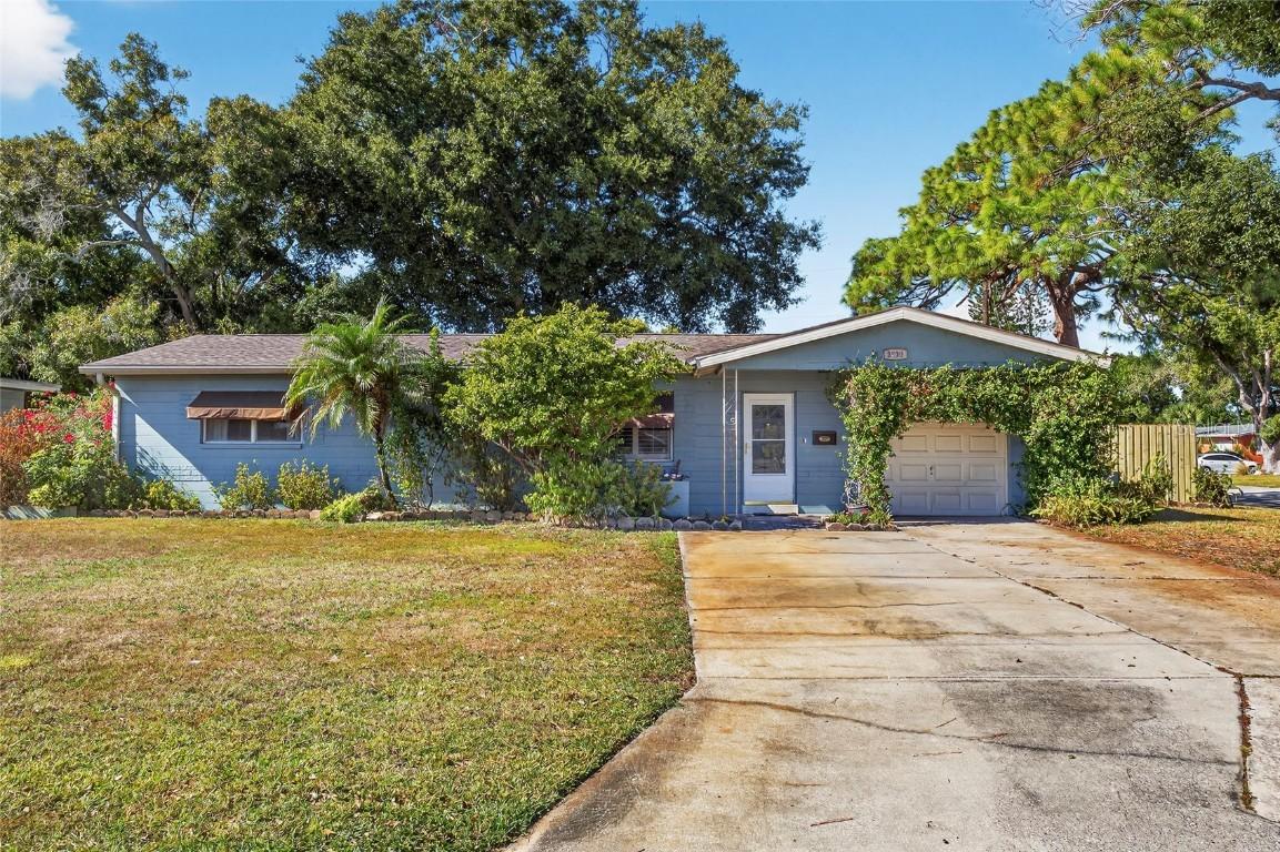 3990 59th Way, St Petersburg, FL 33709