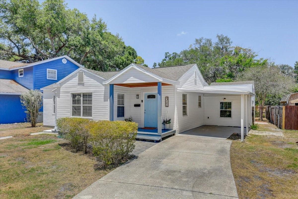 911 W Candlewood Ave., Tampa, FL 33603