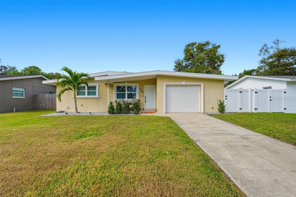 364 Barlow Ln., Largo, FL 33770