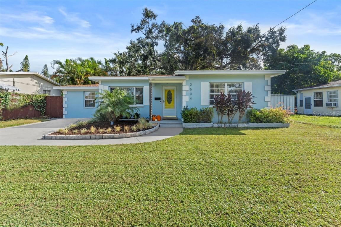 2534 22nd St., St Petersburg, FL 33712