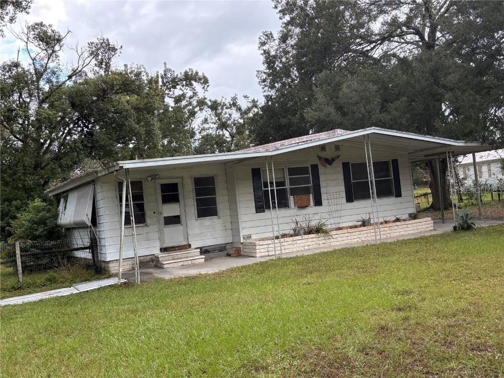 8105 Cindy Dr., Zephyrhills, FL 33540