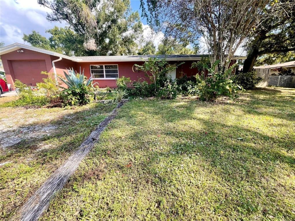 4321 S Lockwood Ridge Rd., Sarasota, FL 34231