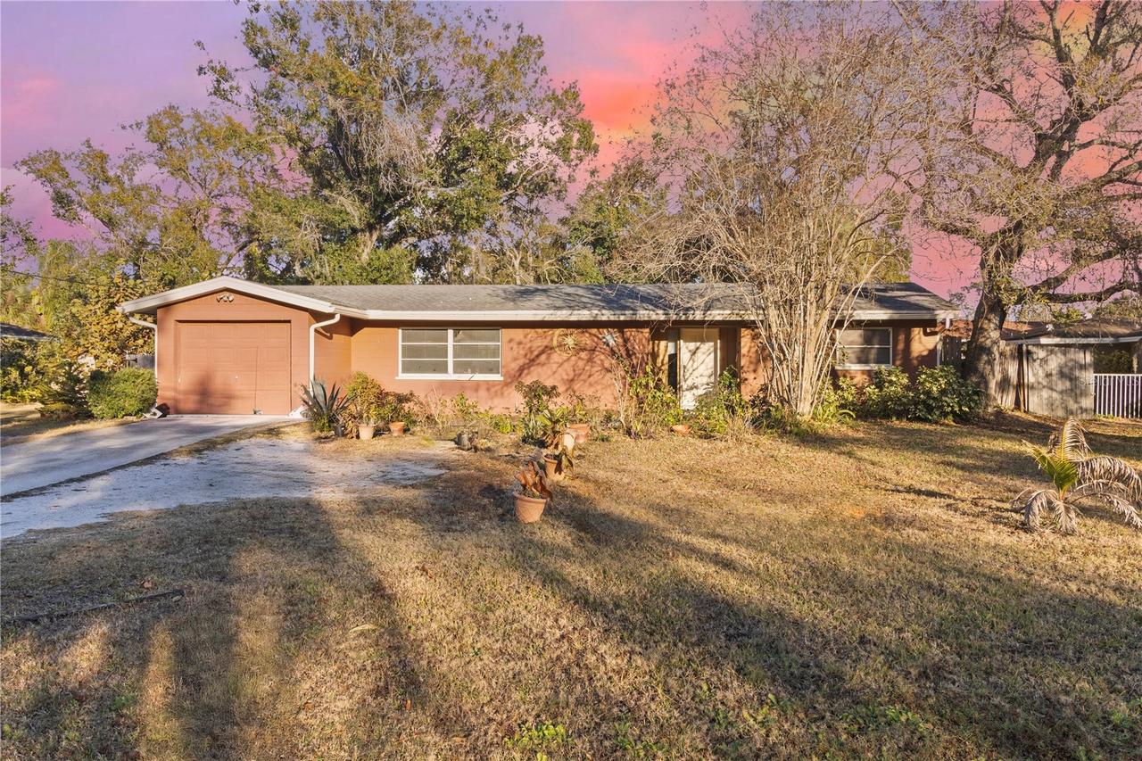 4321 S Lockwood Ridge Rd., Sarasota, FL 34231