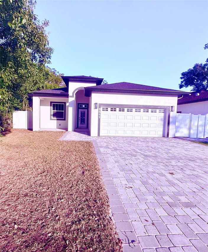 8511 N Newport Ave., Tampa, FL 33604