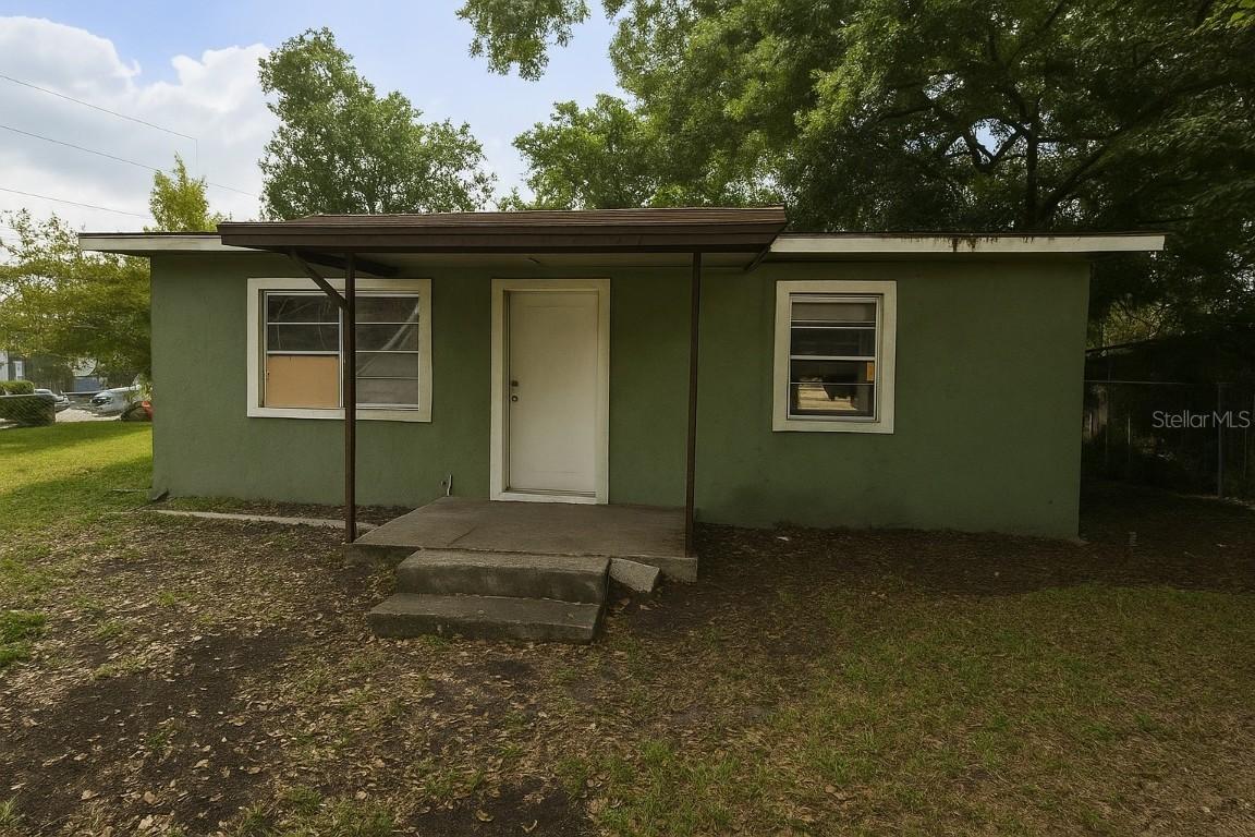 10102 N 21st St., Tampa, FL 33612