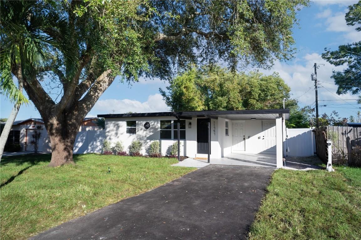 11797 104th St., Largo, FL 33773