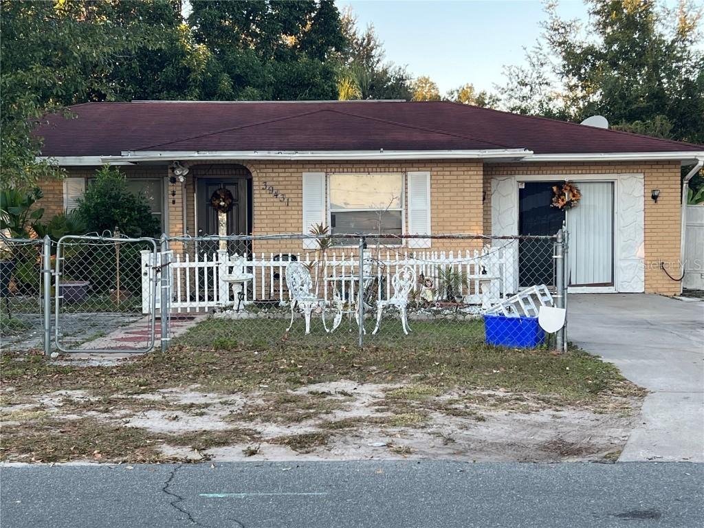 39431 Lincoln Ave., Zephyrhills, FL 33542