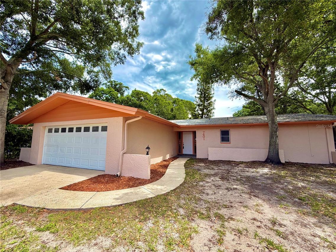 7401 21st St., St Petersburg, FL 33702