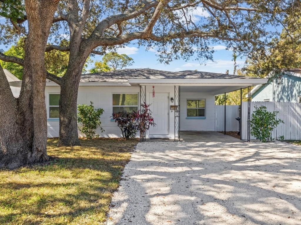 2916 22nd St., St Petersburg, FL 33713