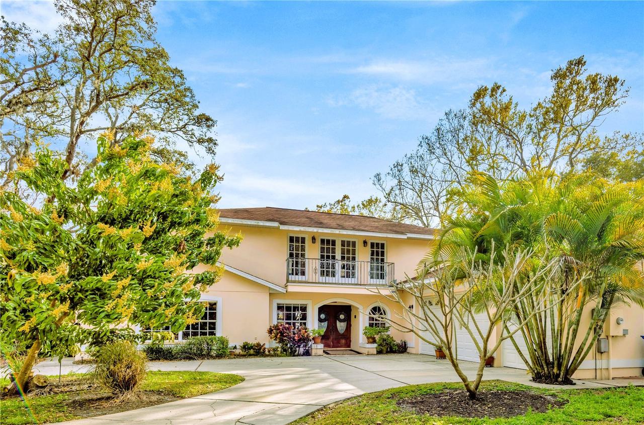 7201 Hodgewood Ct., Tampa, FL 33614