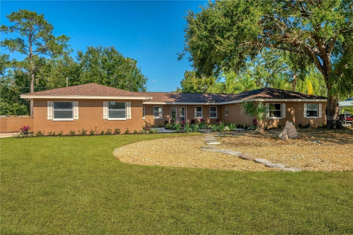 2206 Wallwood Pl., Brandon, FL 33510