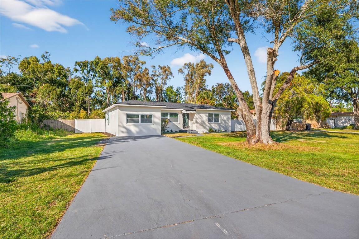 2231 Lamparilla Way, St Petersburg, FL 33712