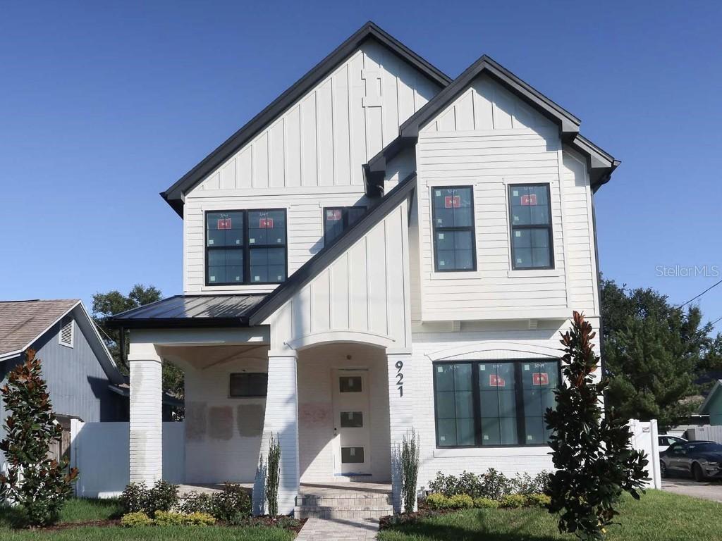 921 12th St., St Petersburg, FL 33705
