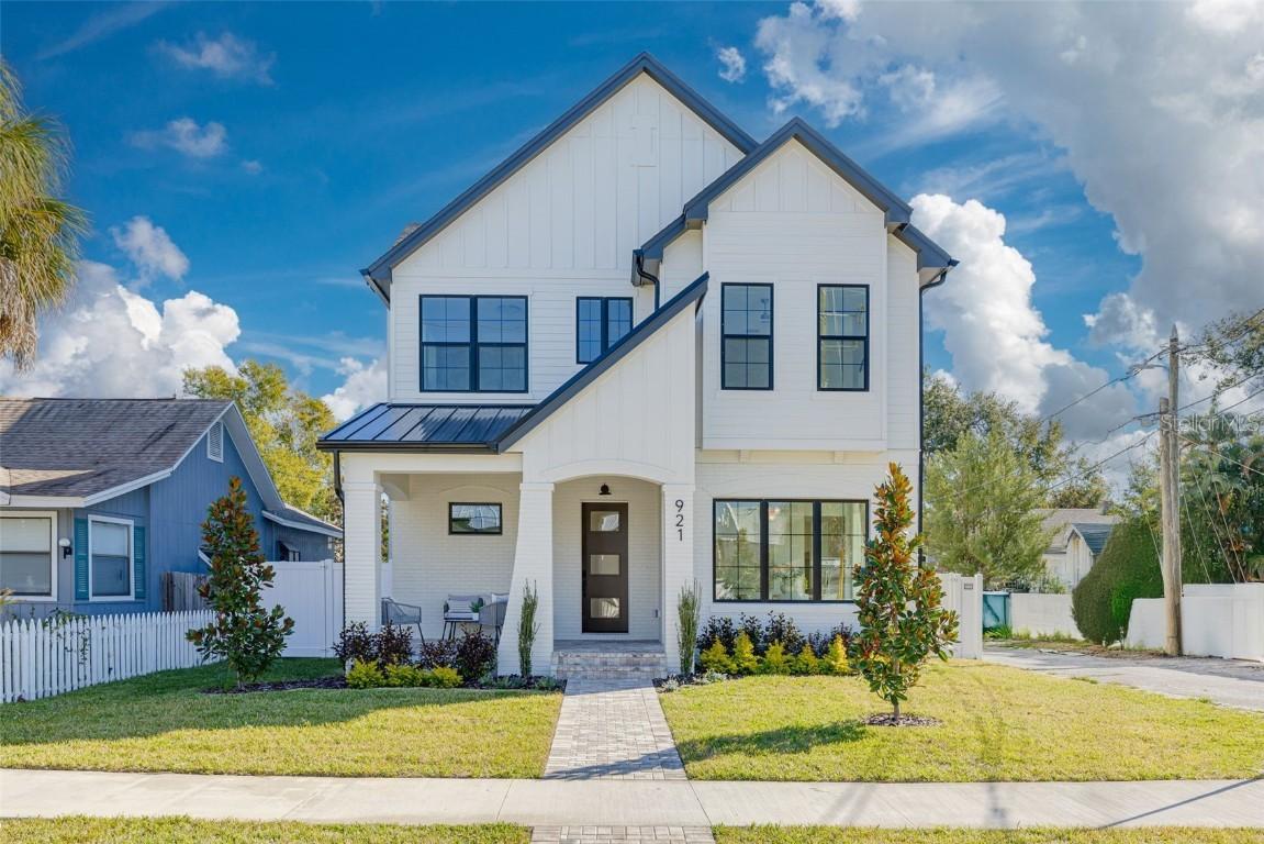 921 12th St., St Petersburg, FL 33705