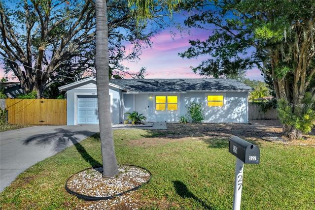New Construction Homes For Sale This Week That Attend Apollo Beach Elementary School: November 12th to November 18th