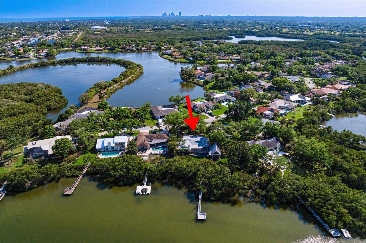 1501 75th Cir., St Petersburg, FL 33702