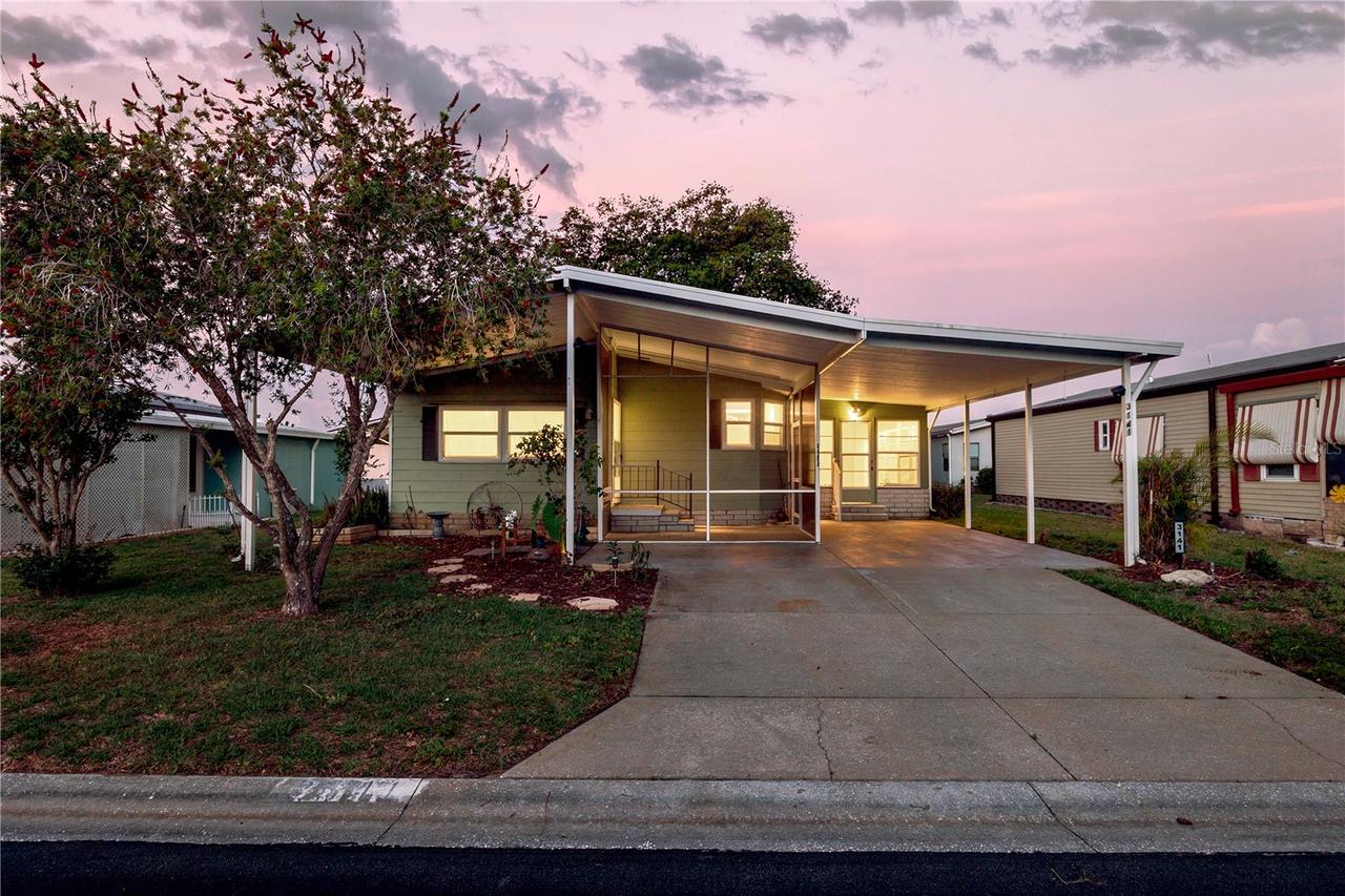 3141 Great Oak St, Wesley Chapel, FL 33543