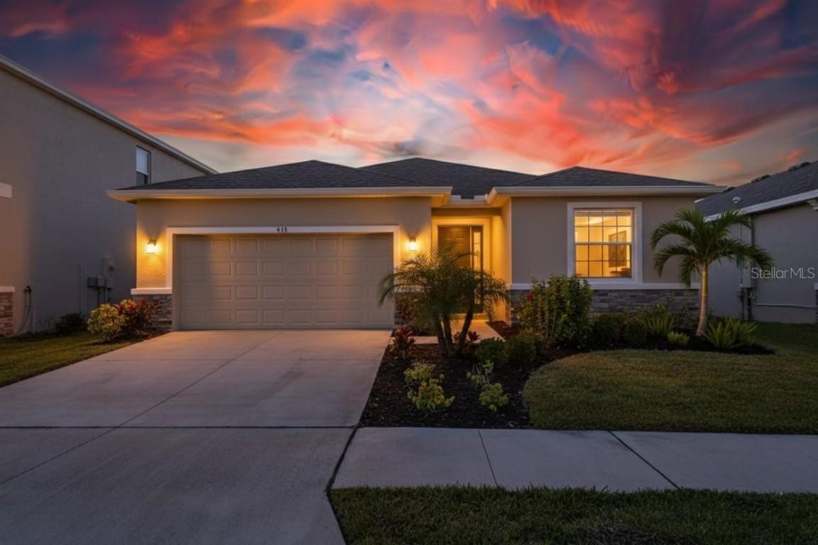 458 8th St., Ruskin, FL 33570