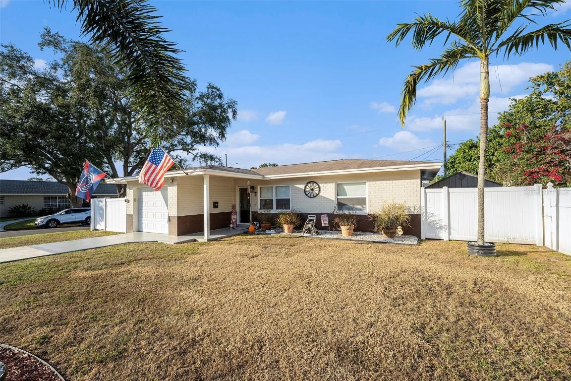 5499 12th Ave., St Petersburg, FL 33710