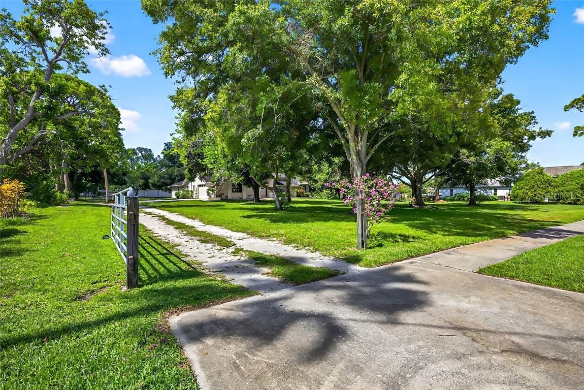 6320 66th Ave., Pinellas Park, FL 33781