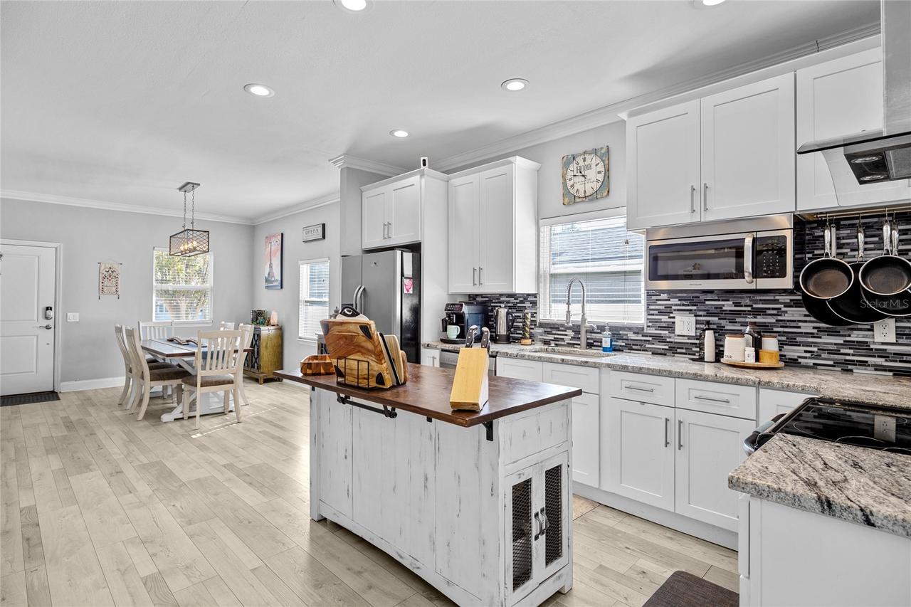 3110 15th St., St Petersburg, FL 33704