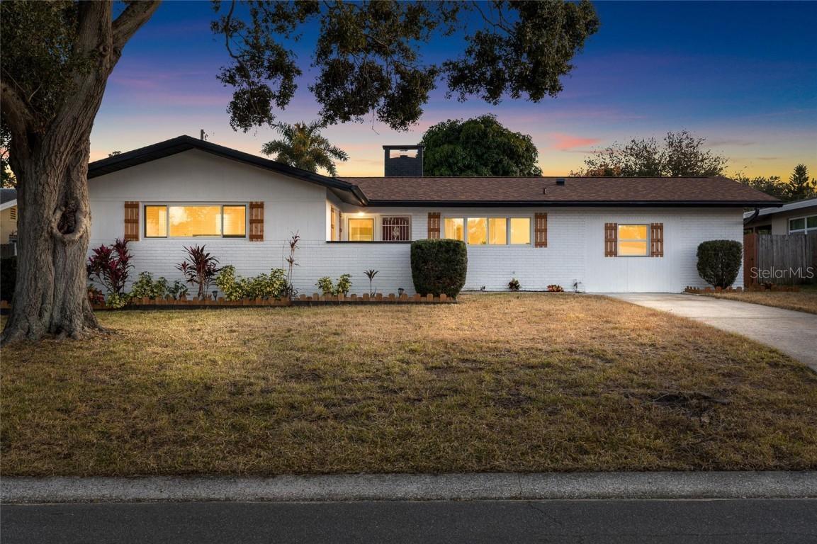 1711 S Patlin Cir., Largo, FL 33770