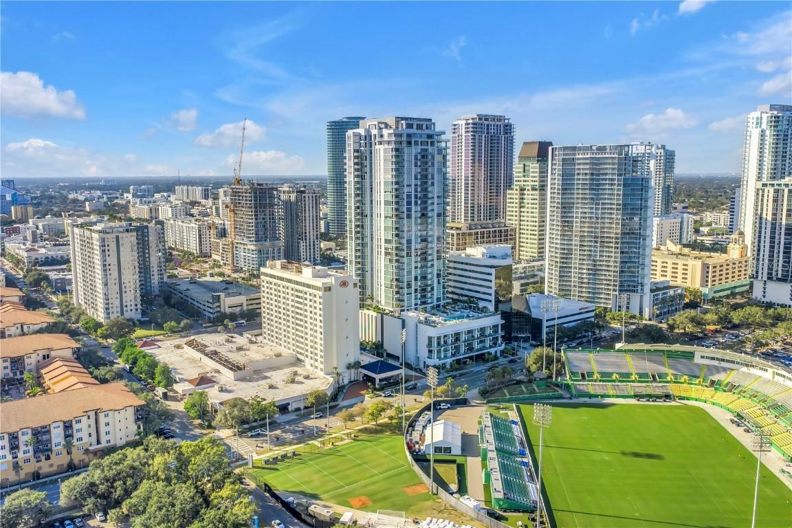 301 1st St. #2504, St Petersburg, FL 33701