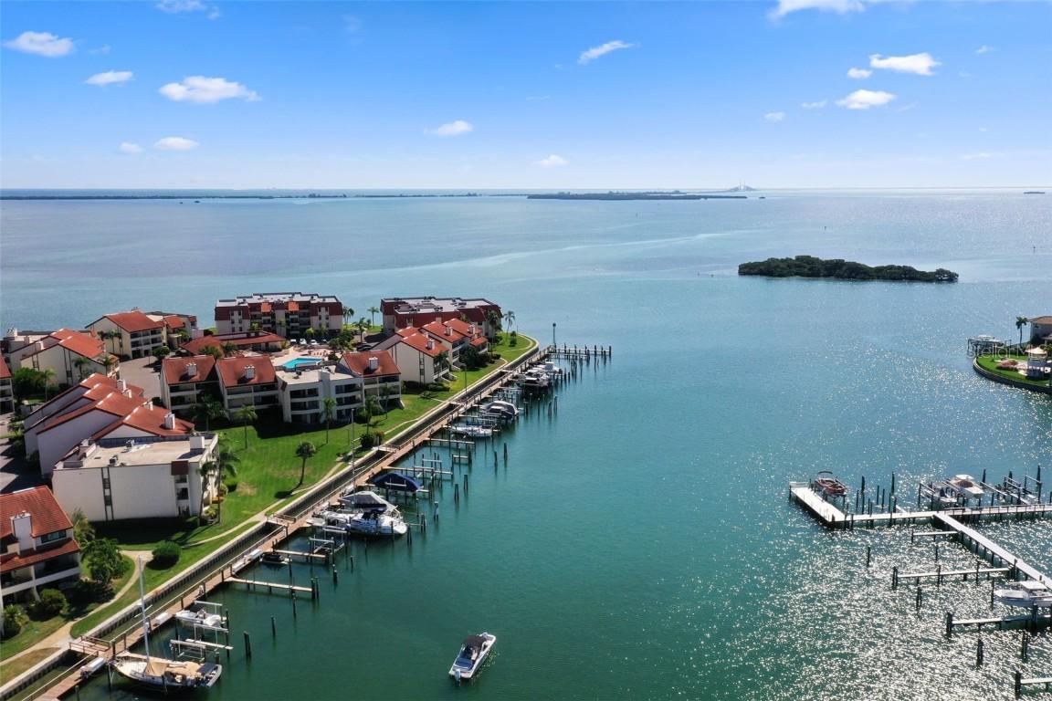 132 1st St. #104, St Petersburg, FL 33715