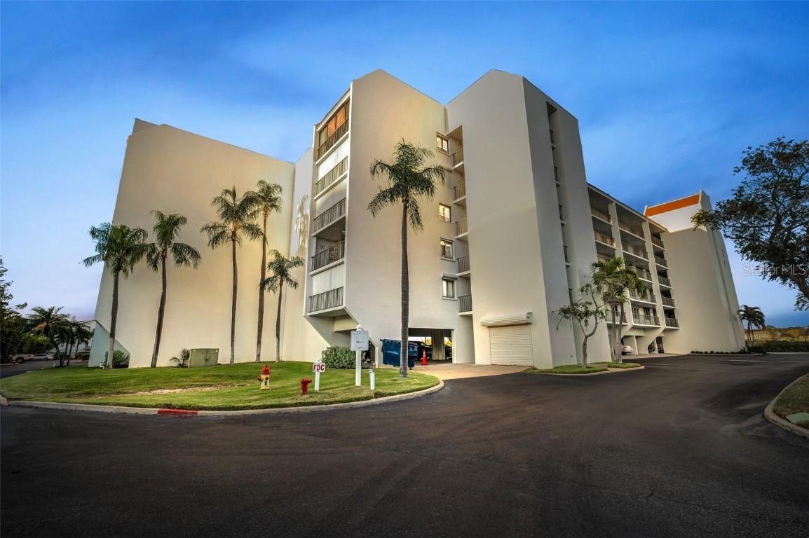 19111 Vista Bay Dr. #211, Indian Shores, FL 33785