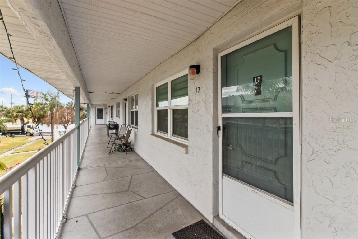 5257 81st Ln. #17, St Petersburg, FL 33709