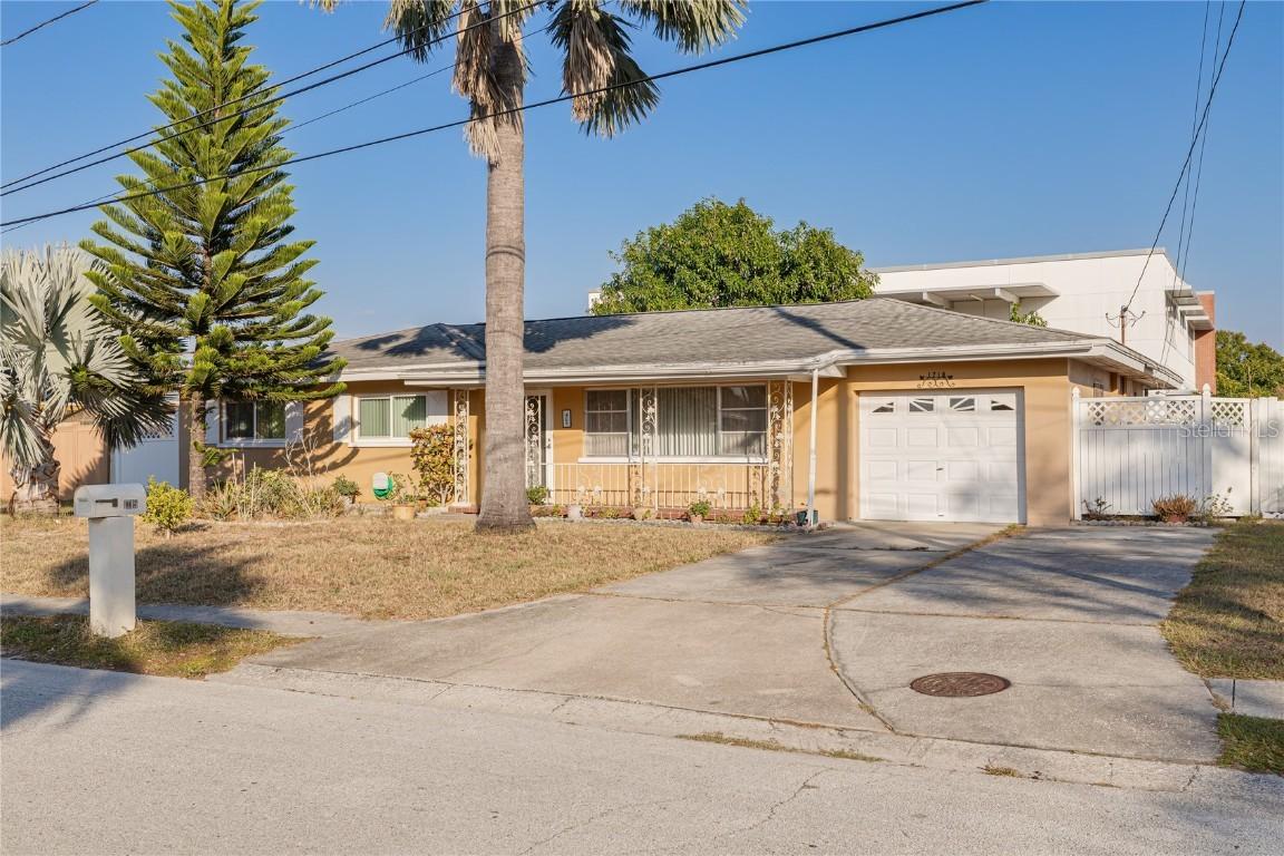 1715 S Jefferson Ave., Largo, FL 33770