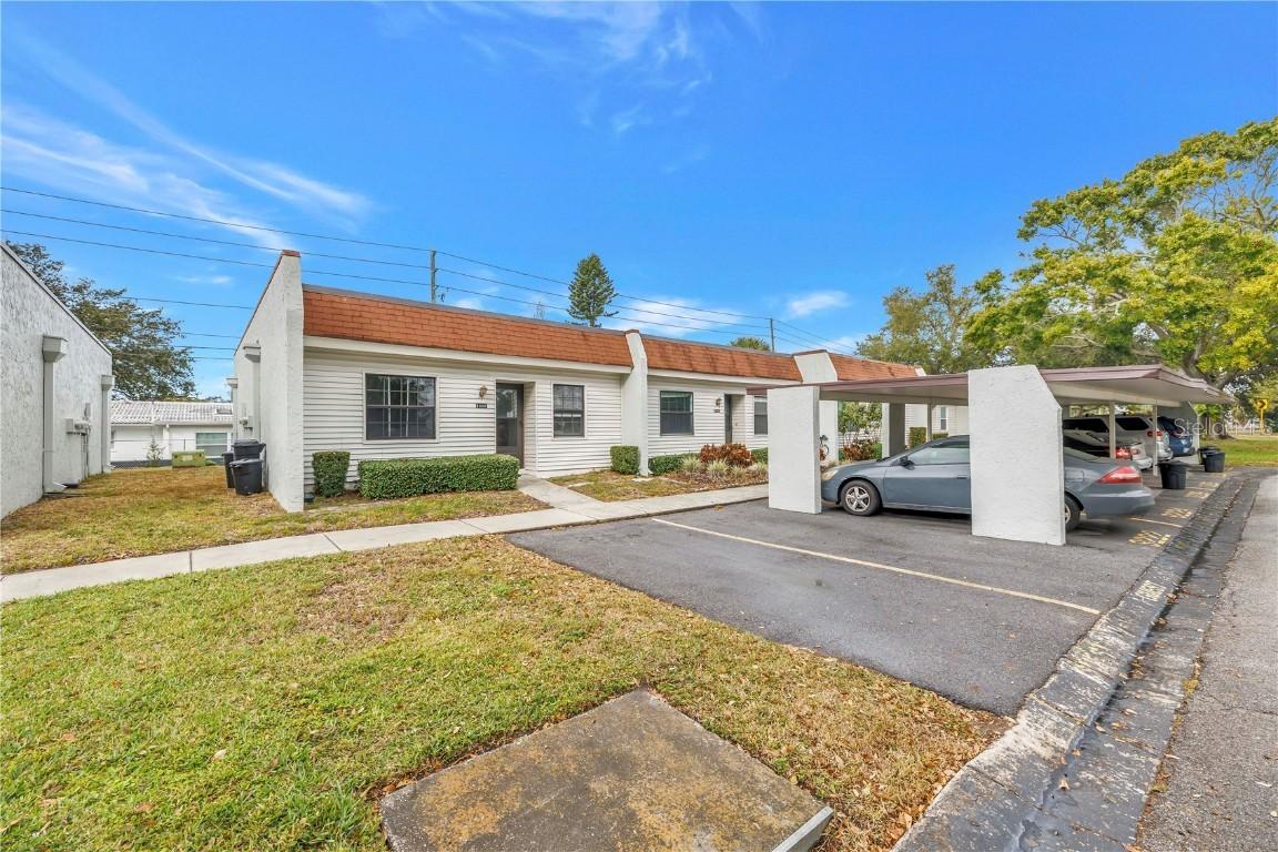 9224 Mission Oaks Blvd., Seminole, FL 33776