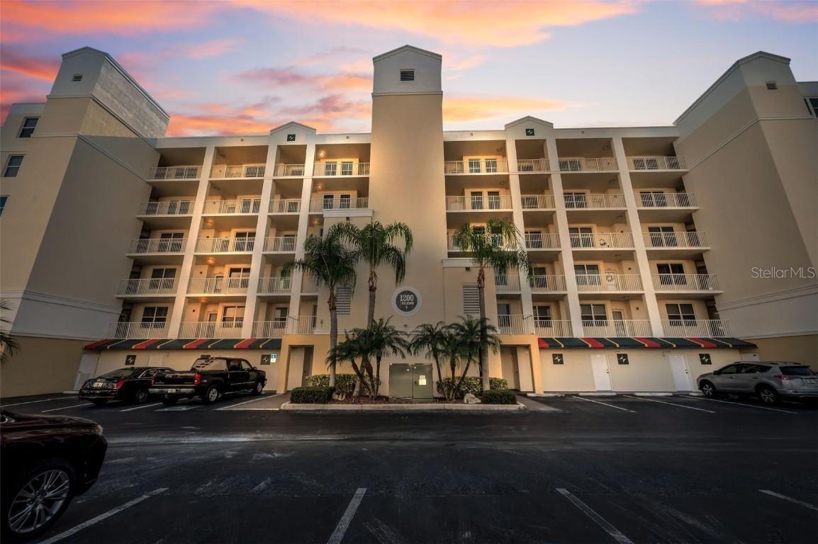 1200 Country Club Dr. #2205, Largo, FL 33771