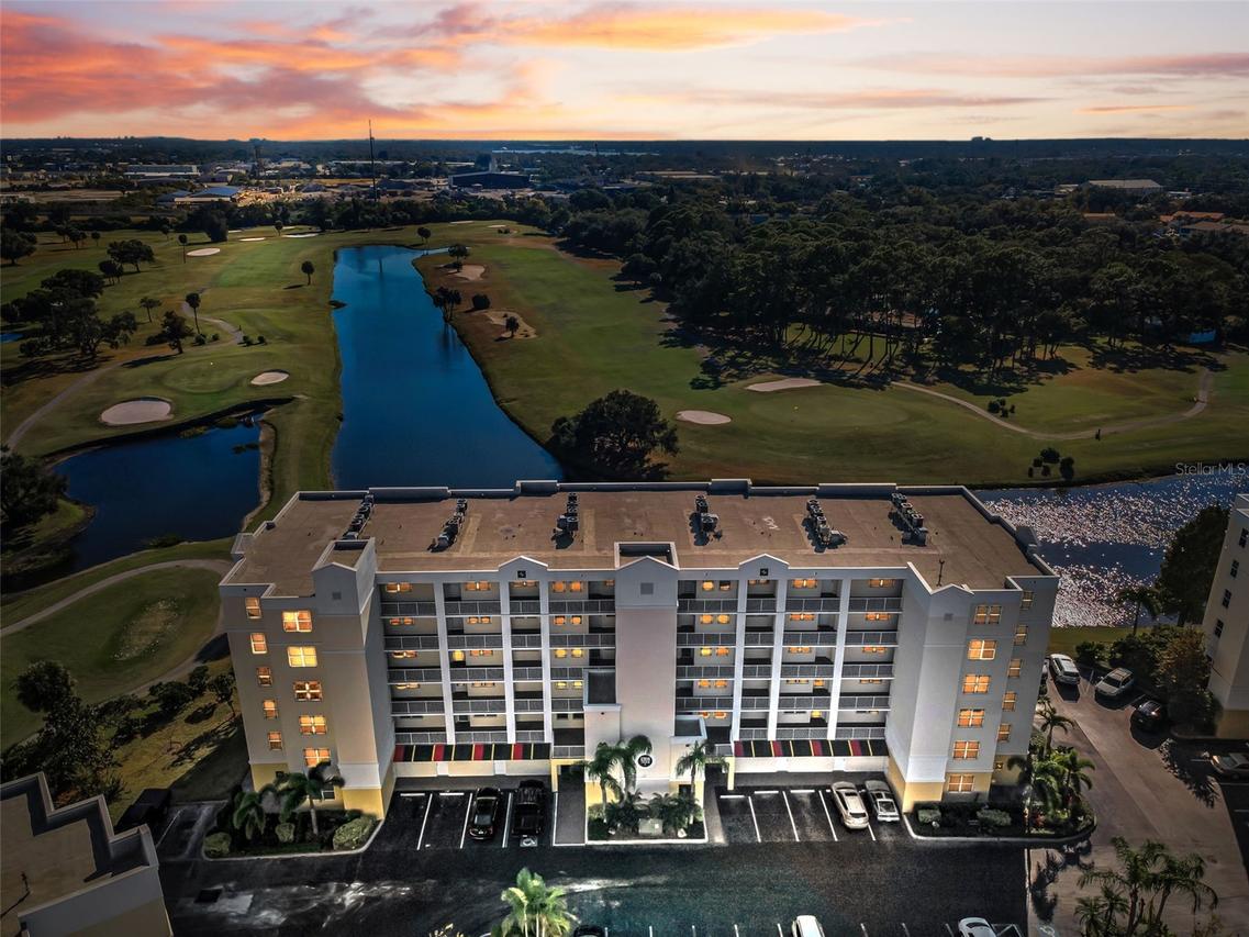 1200 Country Club Dr. #2205, Largo, FL 33771