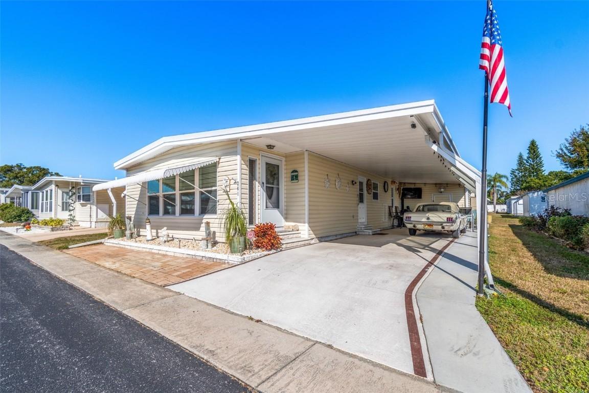 261 Sago Palm St., Largo, FL 33778