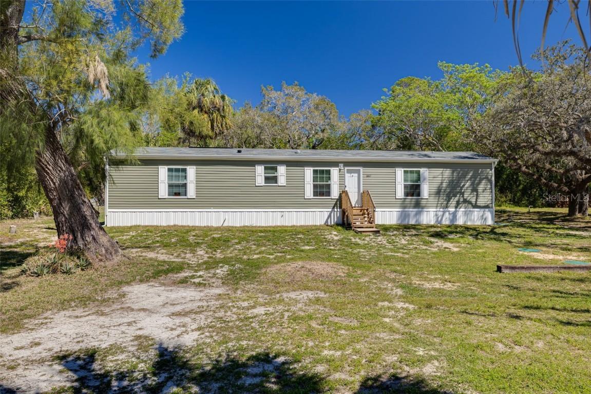 10617 Denton Ave., Hudson, FL 34667