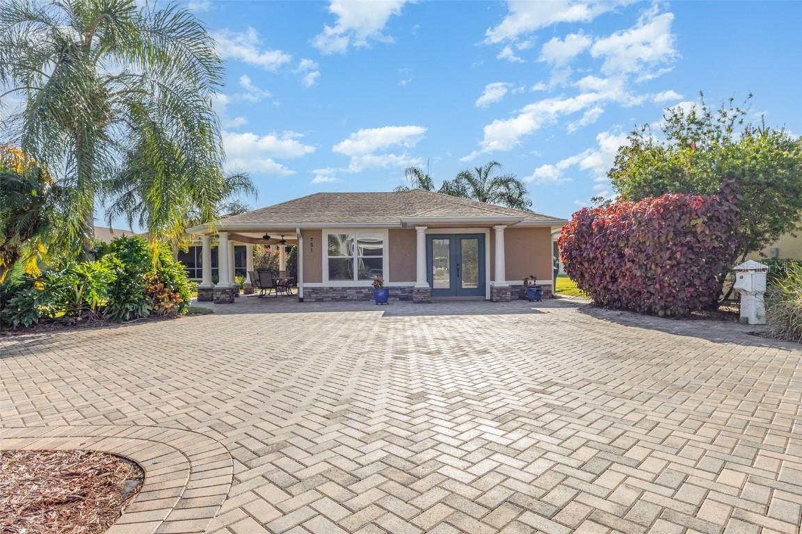 751 Meandering Way, Polk City, FL 33868