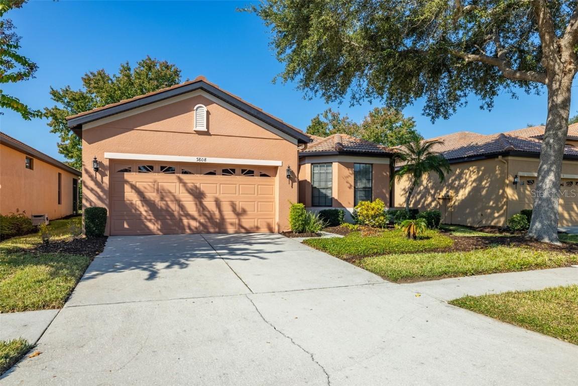 5808 Hidden Falls Lane, Apollo Beach, FL 33572