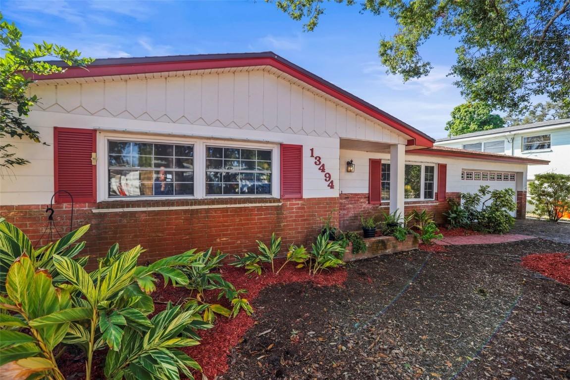 13494 Bellewood Ave., Seminole, FL 33776