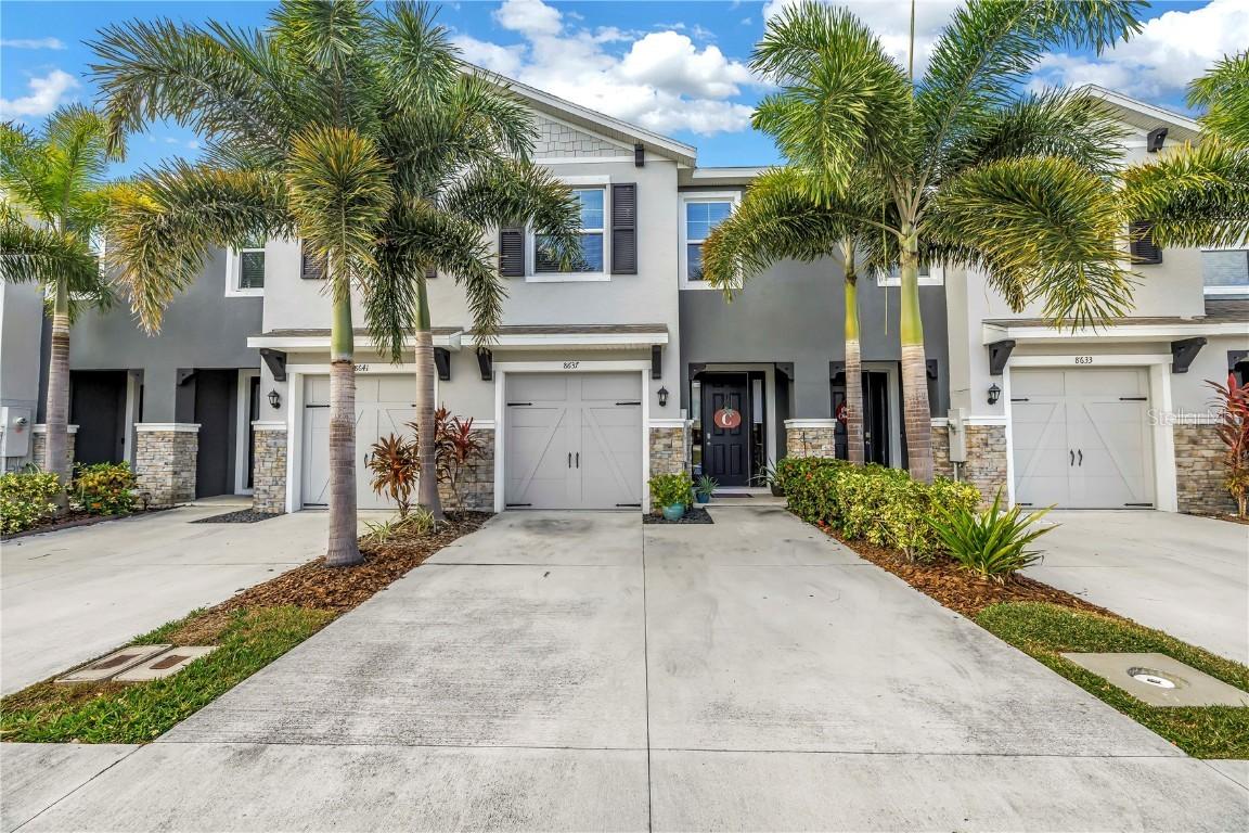 8637 Daydream St., Sarasota, FL 34238