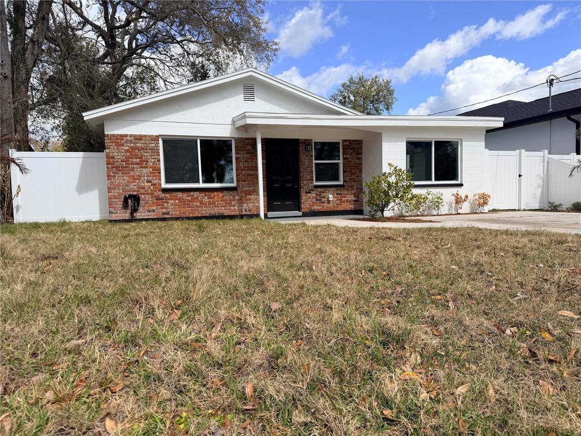 1709 W Perio St., Tampa, FL 33612