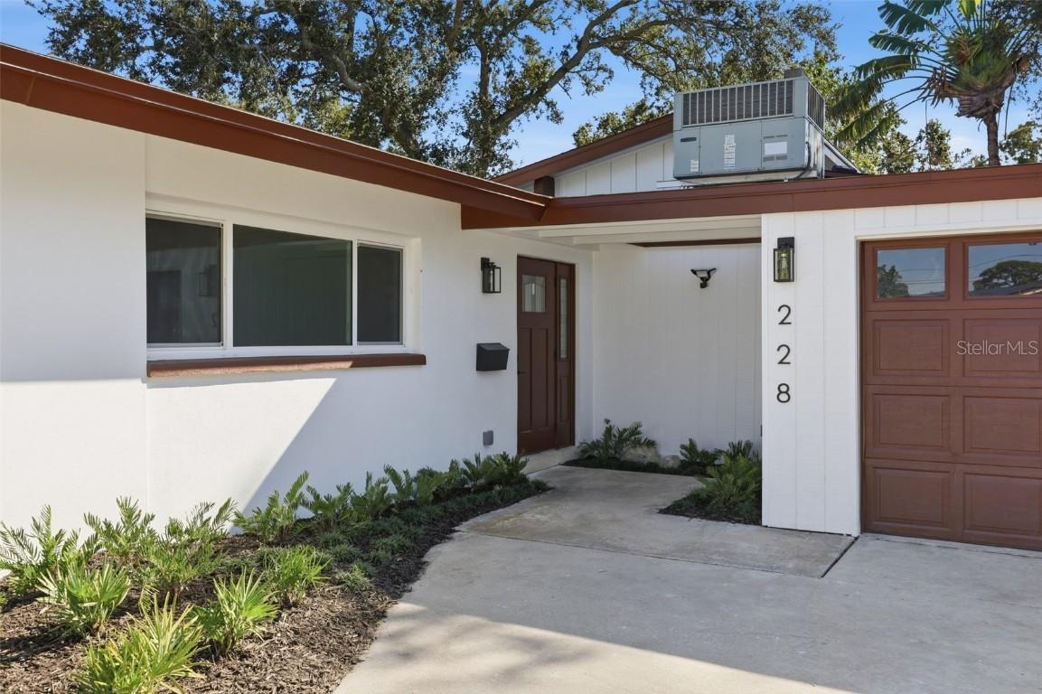 228 87th Ave., St Petersburg, FL 33702