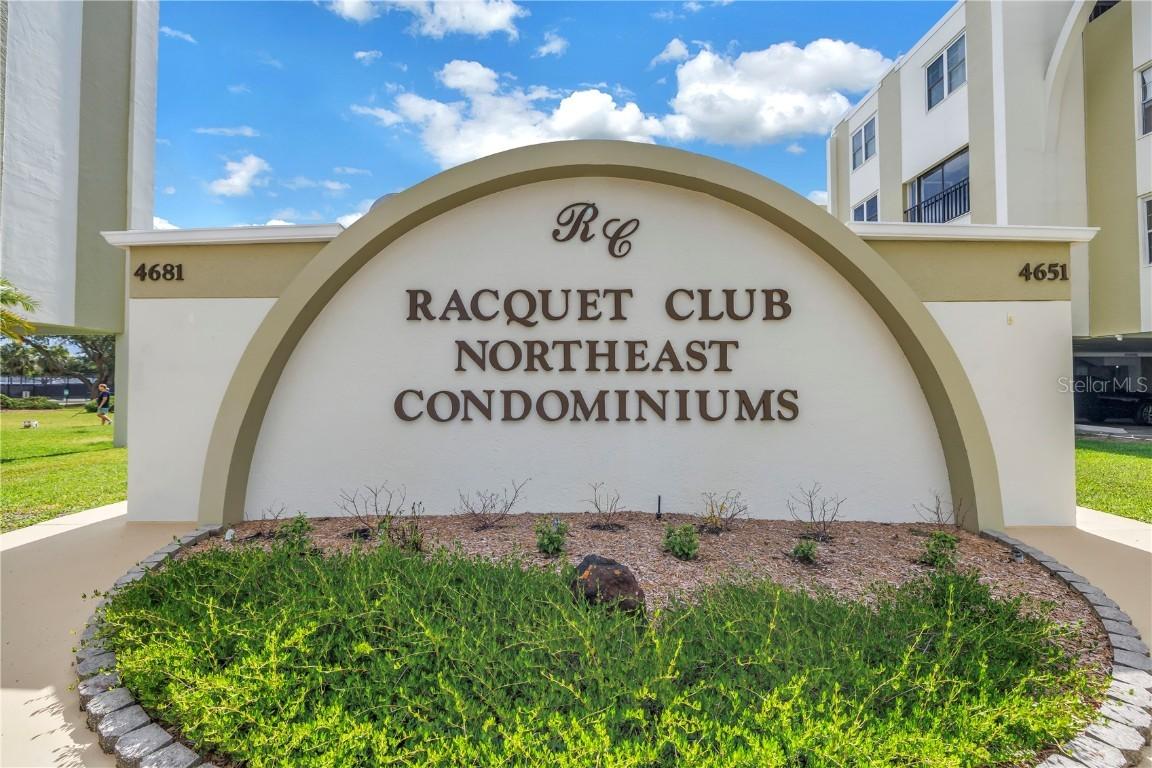 4651 1st St. #402, St Petersburg, FL 33703