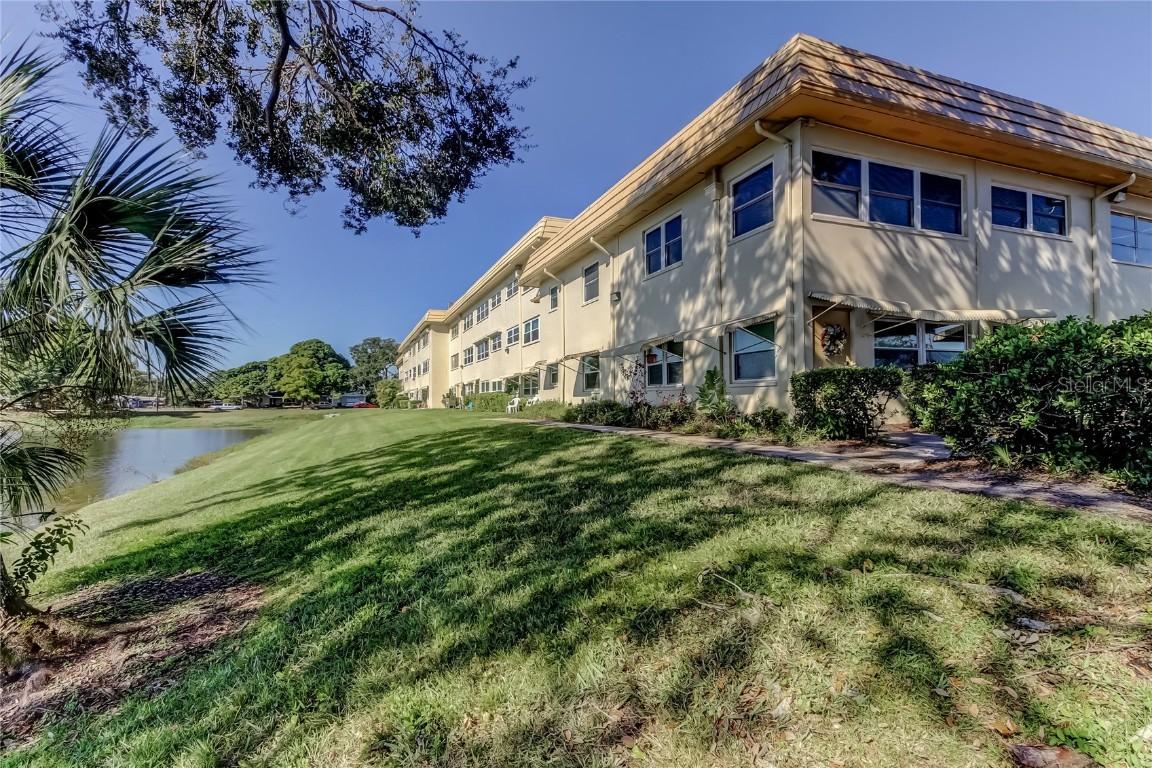 3850 13th Ave. #105, St Petersburg, FL 33713