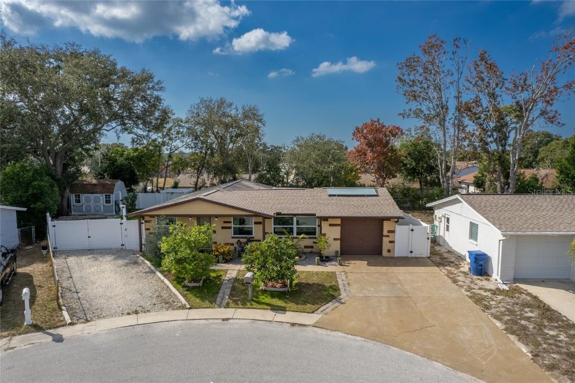 2527 Ohio Pl., Holiday, FL 34691